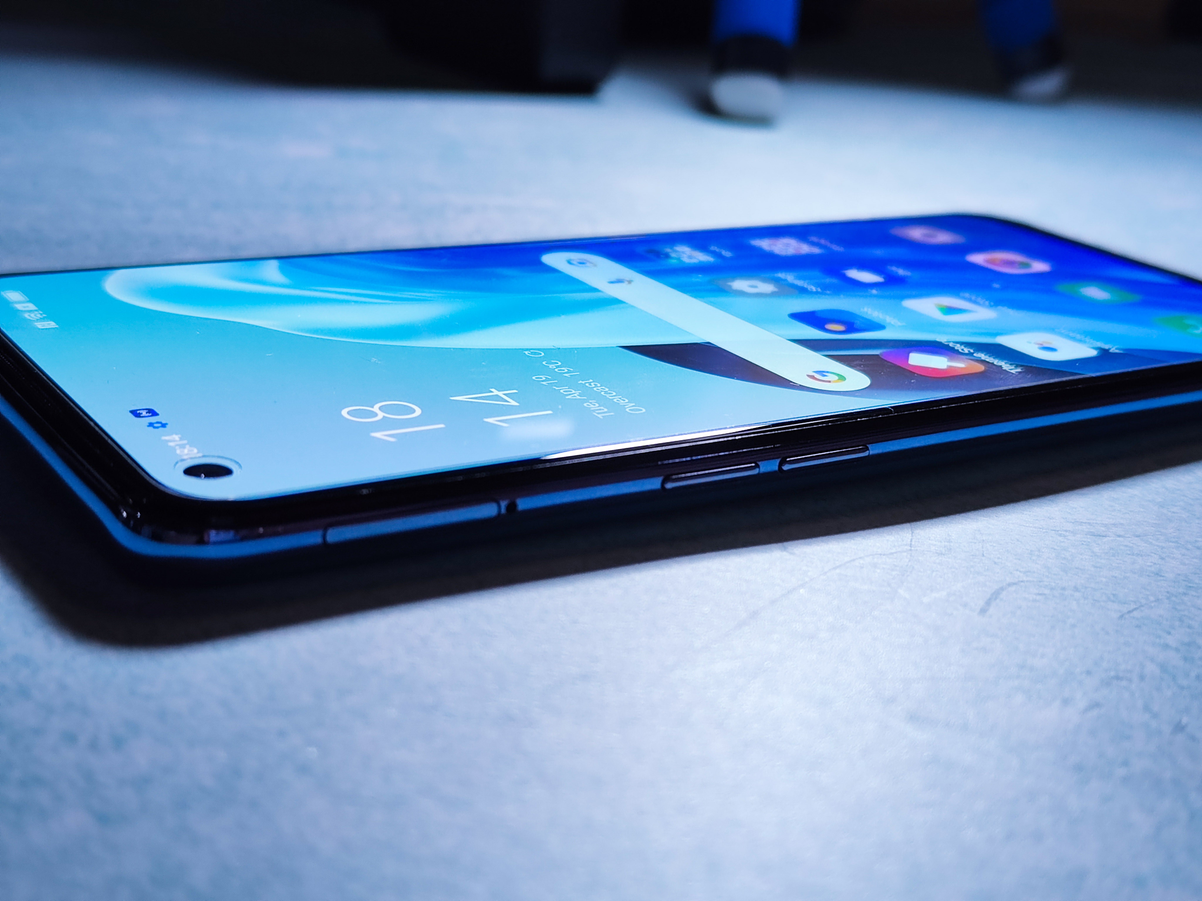 Oppo Reno 7 5G - Design’s Highlight