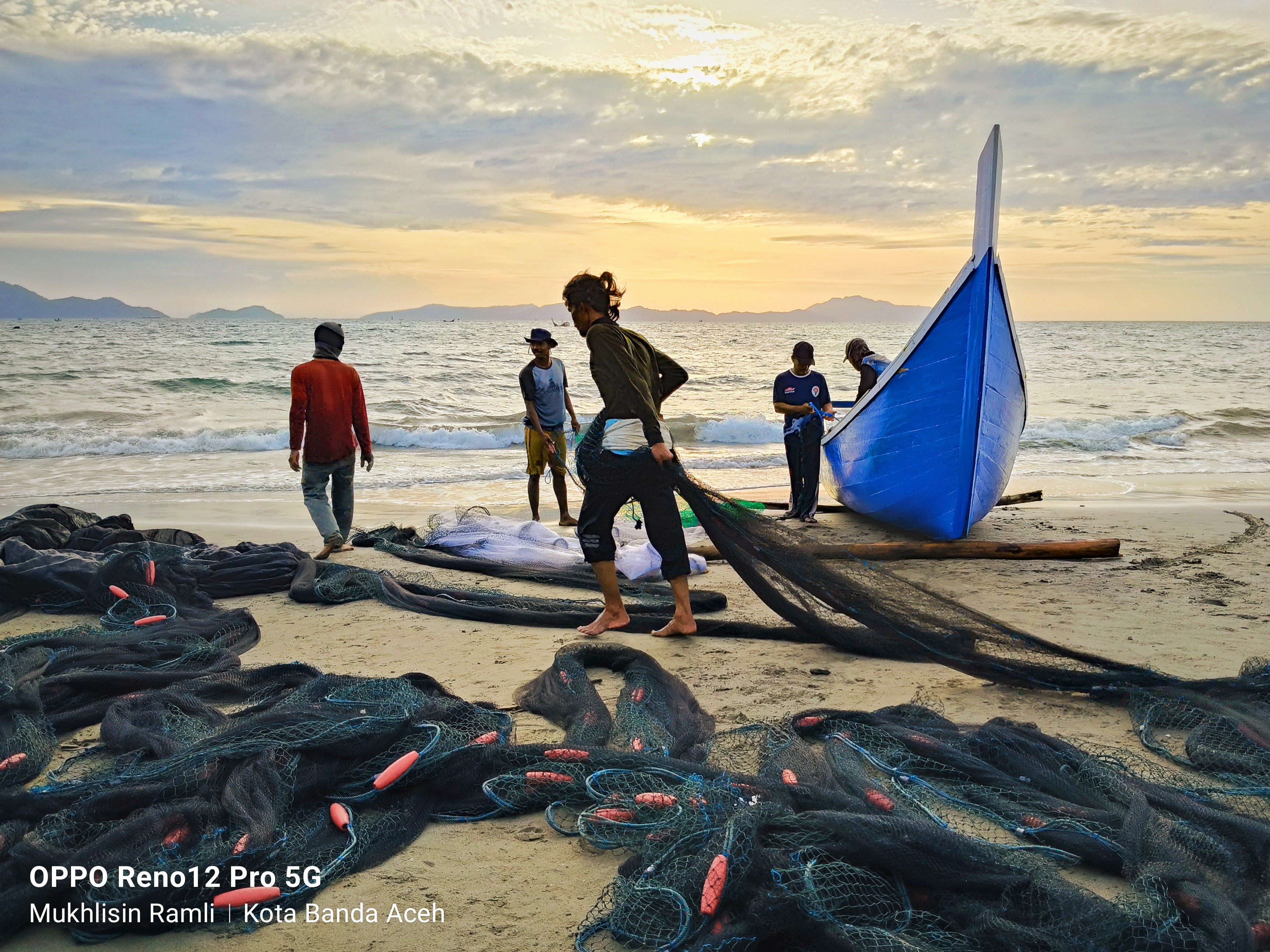 Tarek Pukat (netting fish)