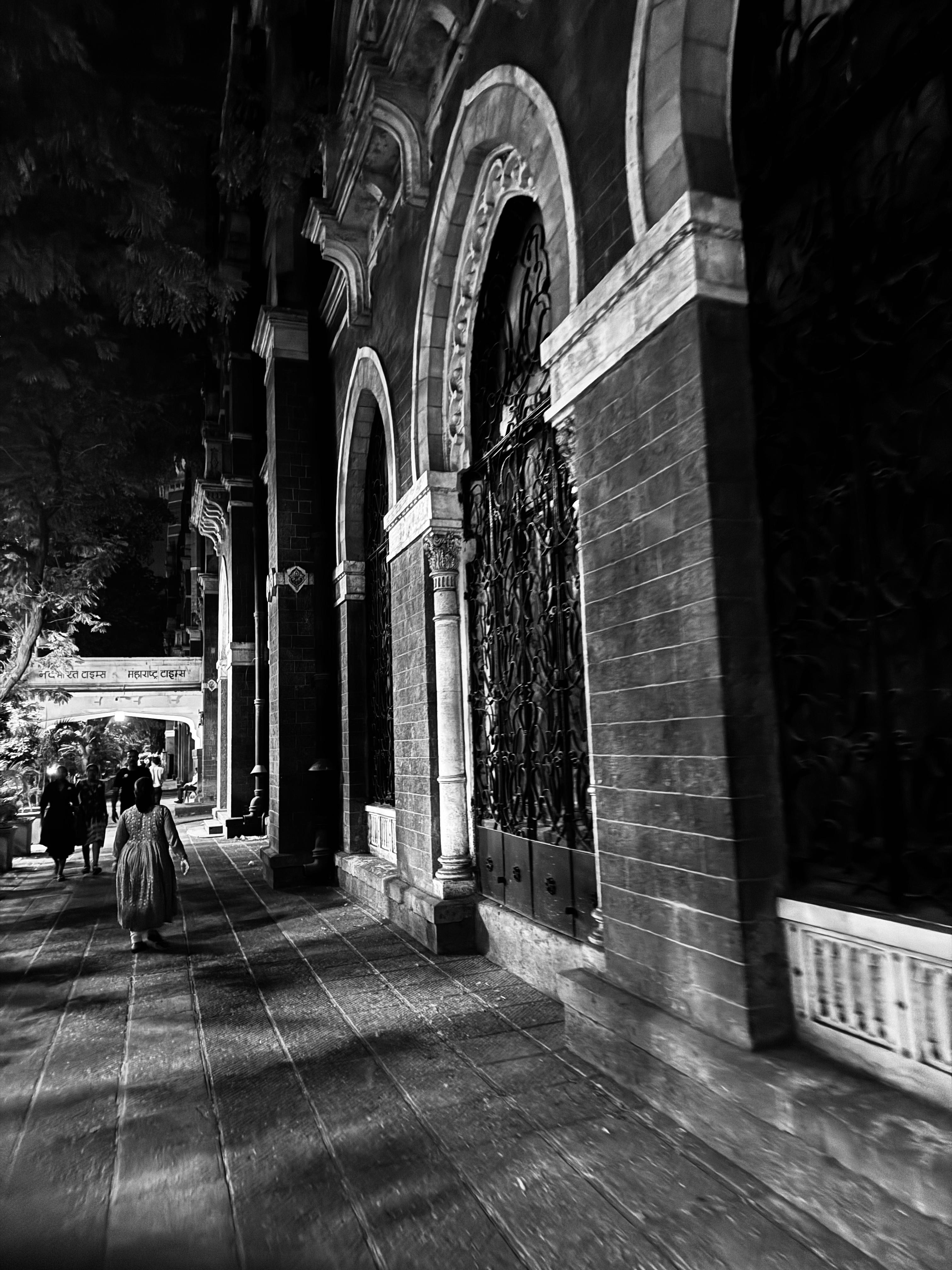 Familiar Streets, Fresh Perspectives