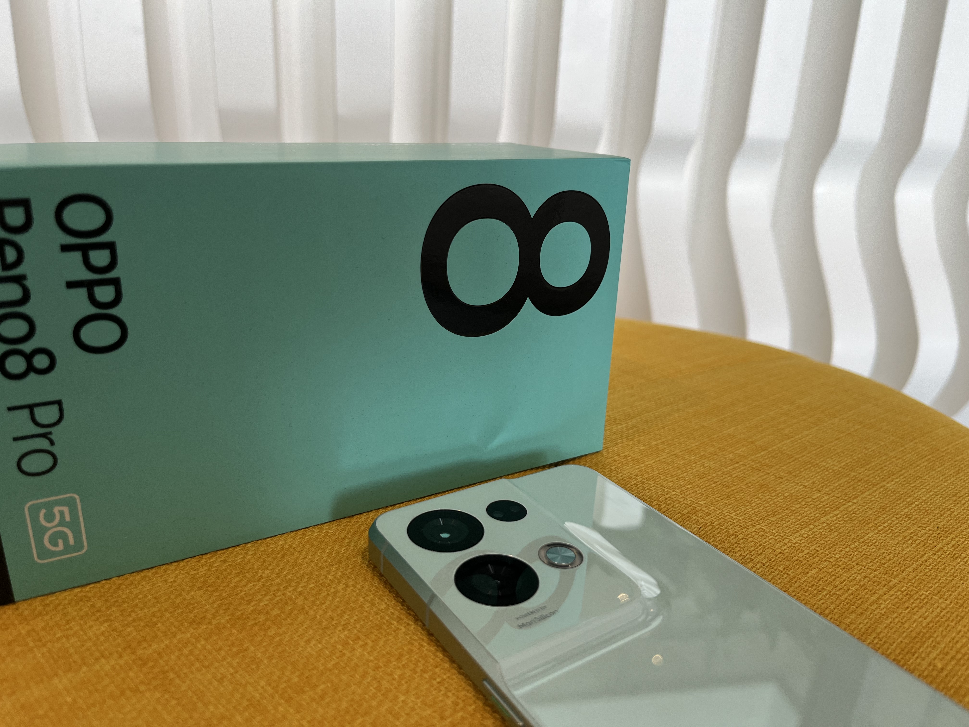 [Unboxing] The OPPO Reno8 Pro 5G