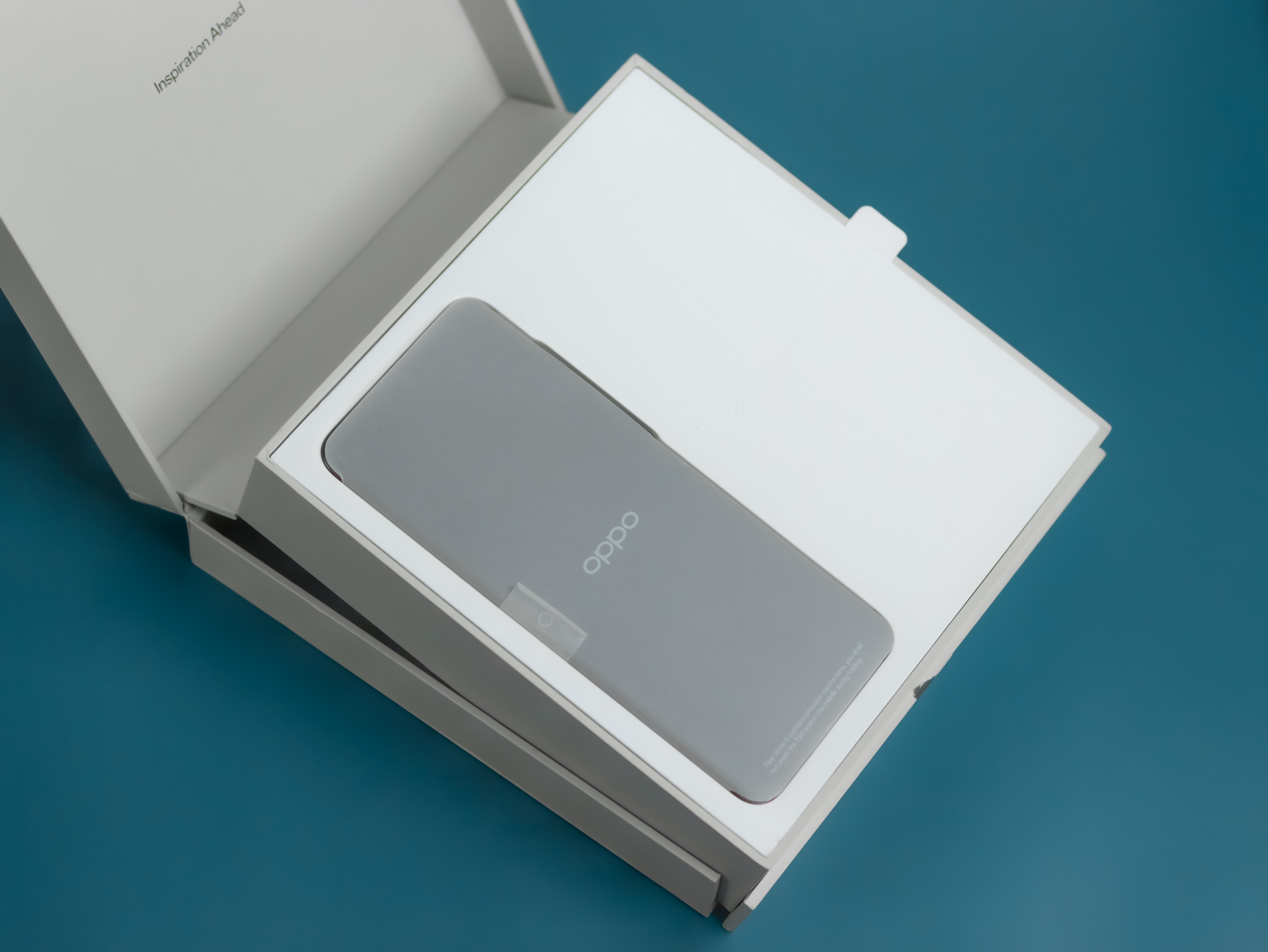 [OPPO Find N2 Flip] Unboxing & First Impressions: Unleashing The Power ...
