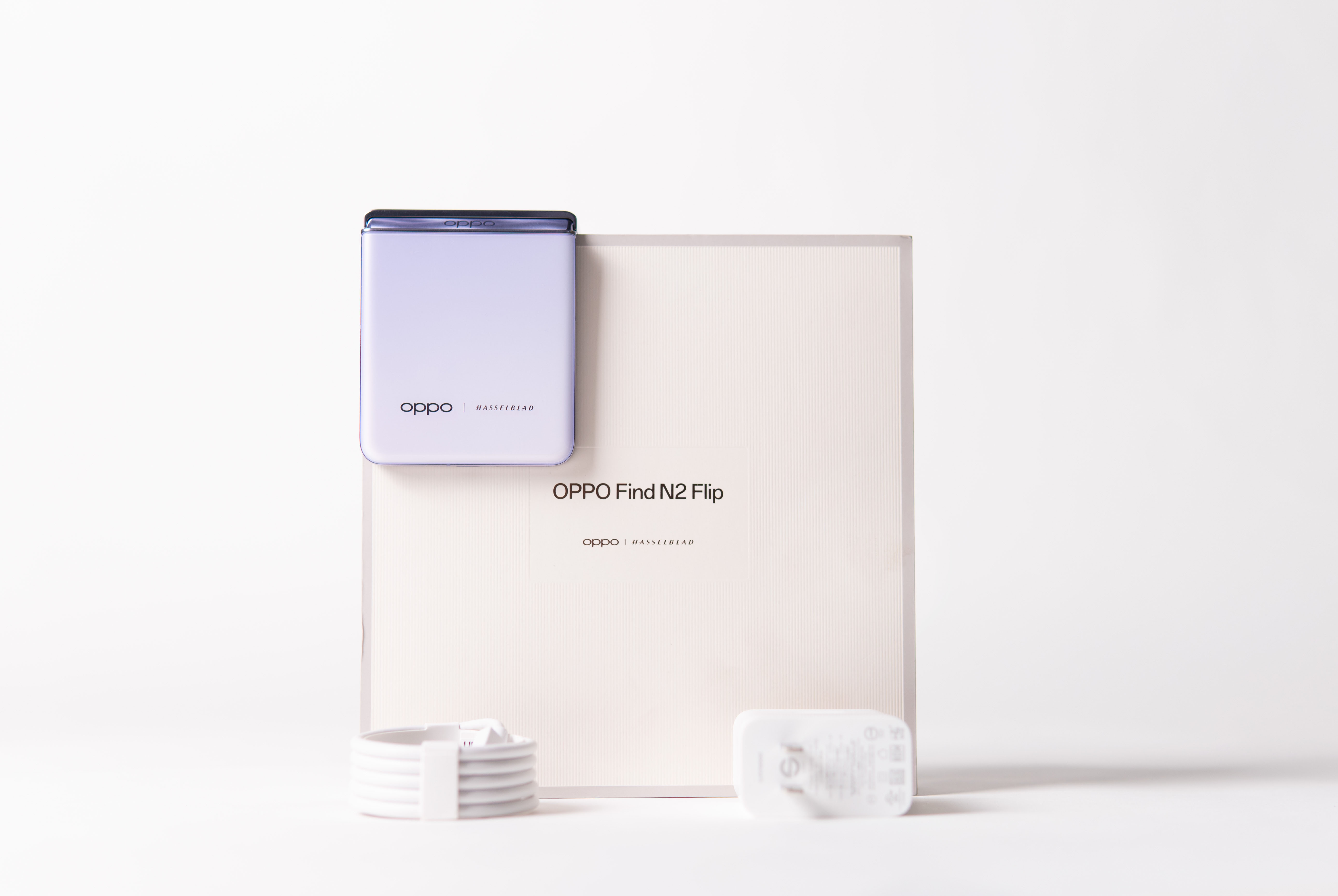 【B品】OPPO Find N2 256GB ホワイト Oppo Find N2 16GB+512GB White