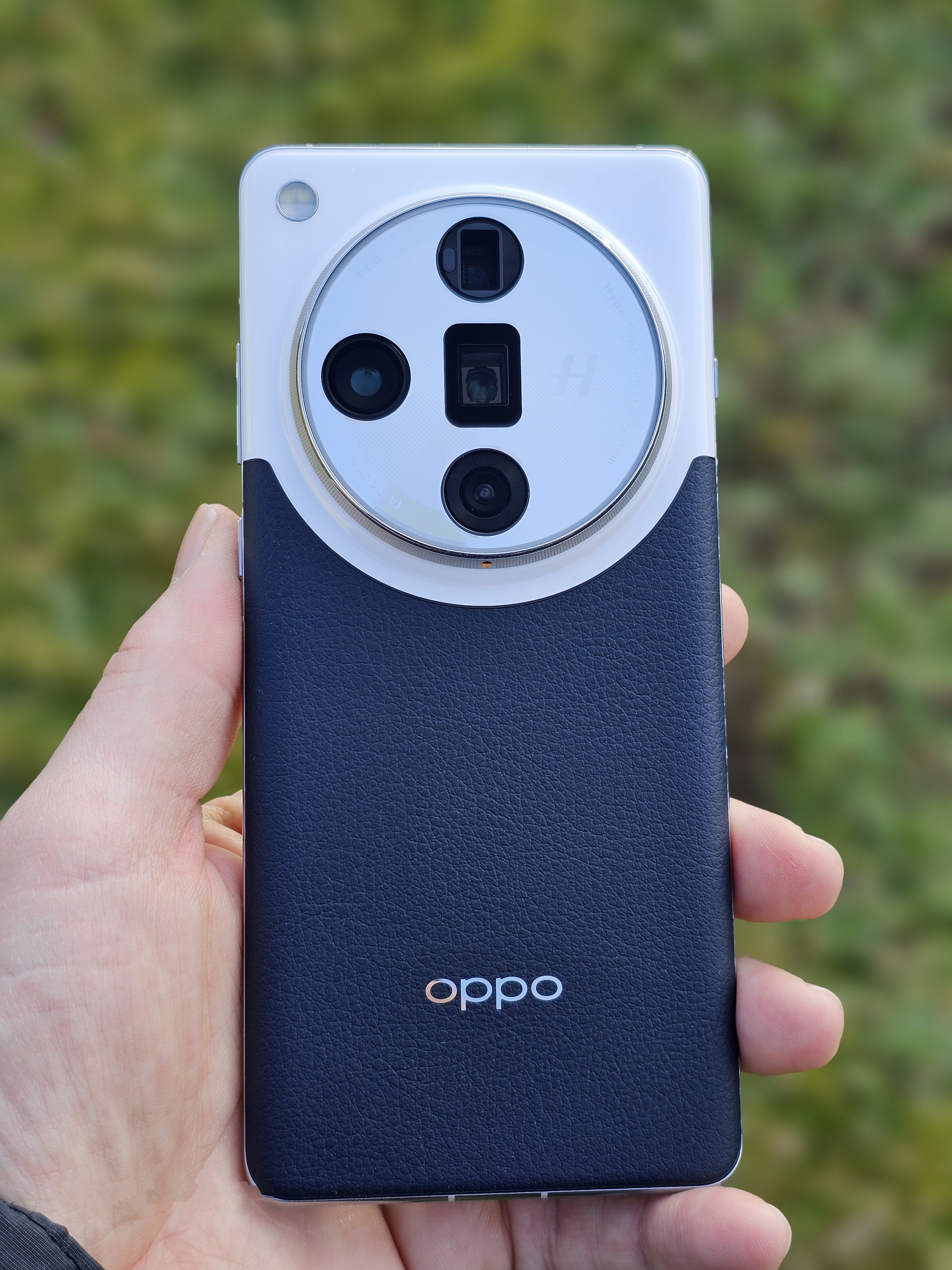Review] OPPO Find X7 Ultra, The best phone money can't buy