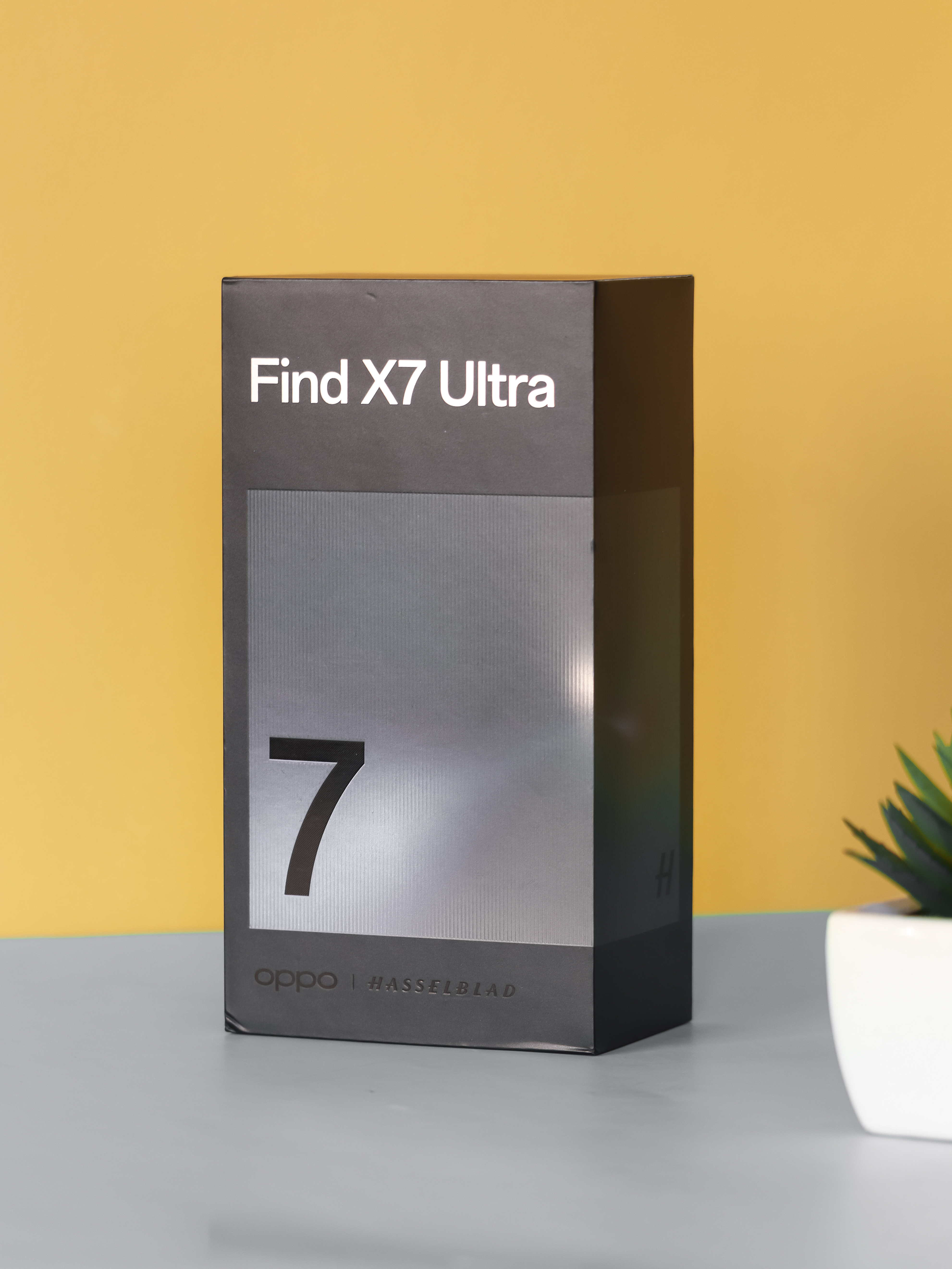 Unboxing the Master OPPO Find X7 Ultra | Ft. The Game Changer 💙