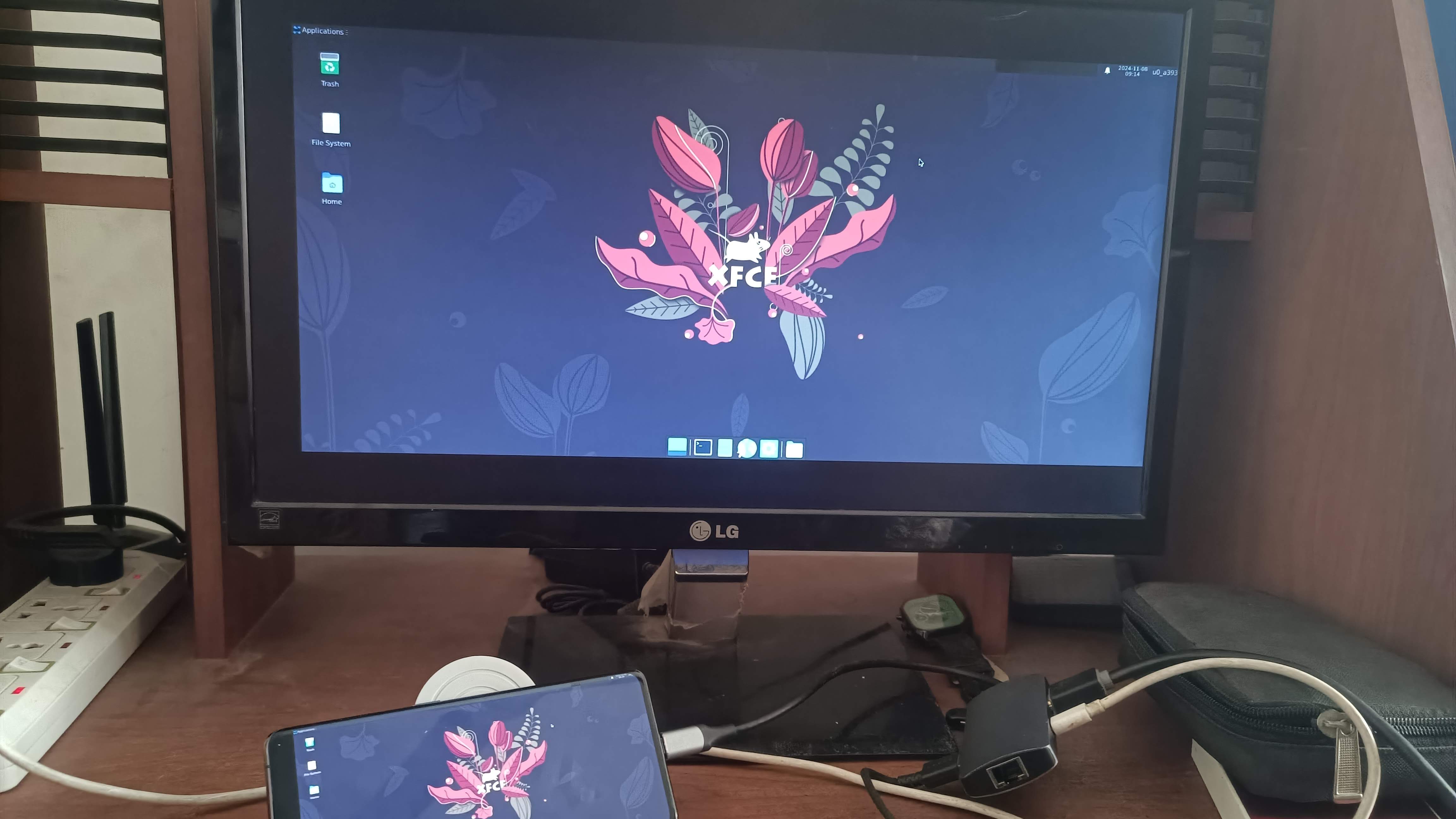 Oppo Linux Running Linux Desktop on Find X5