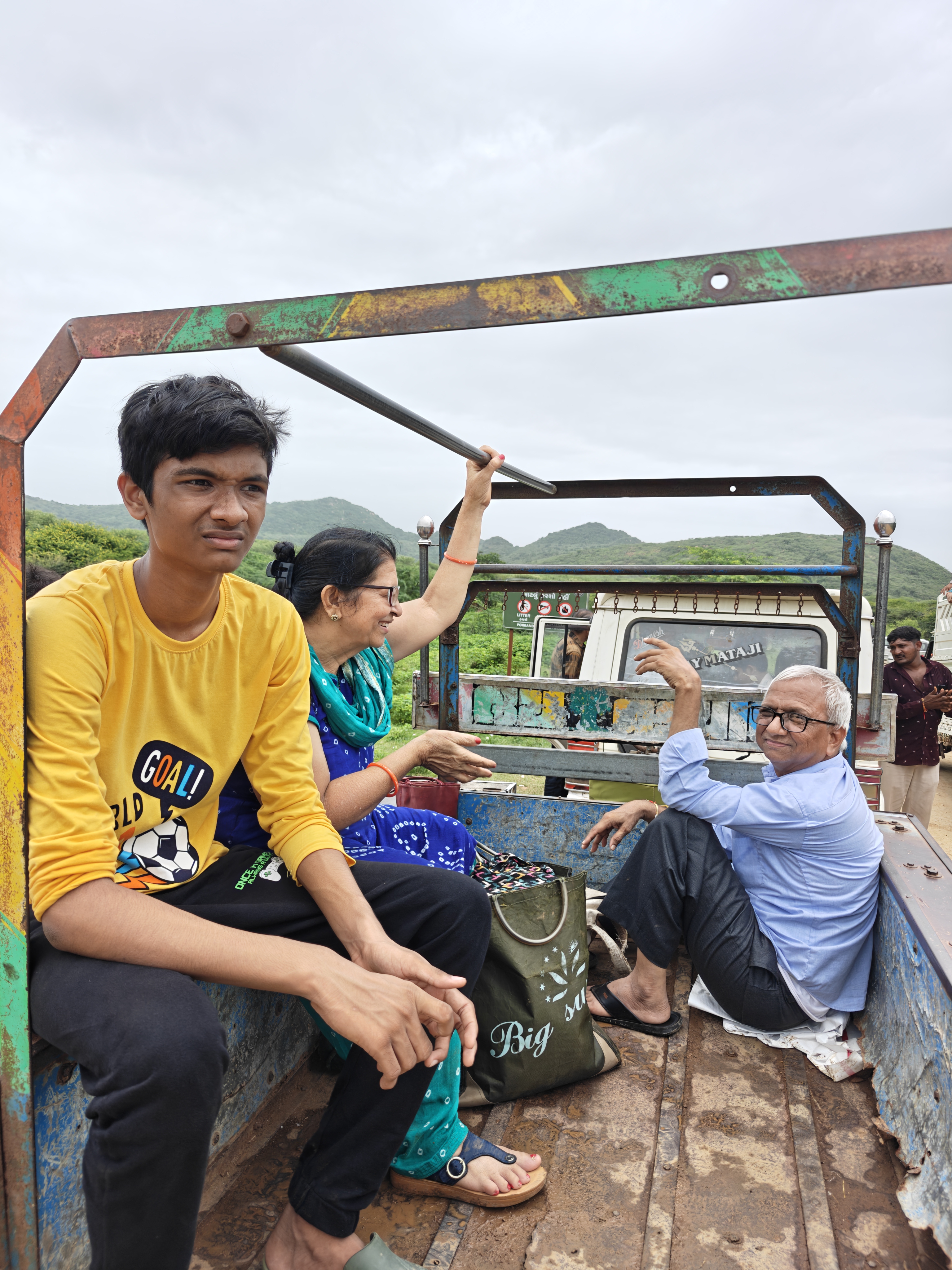 🚙 Travelling to the Kileshwar Mahadev Temple