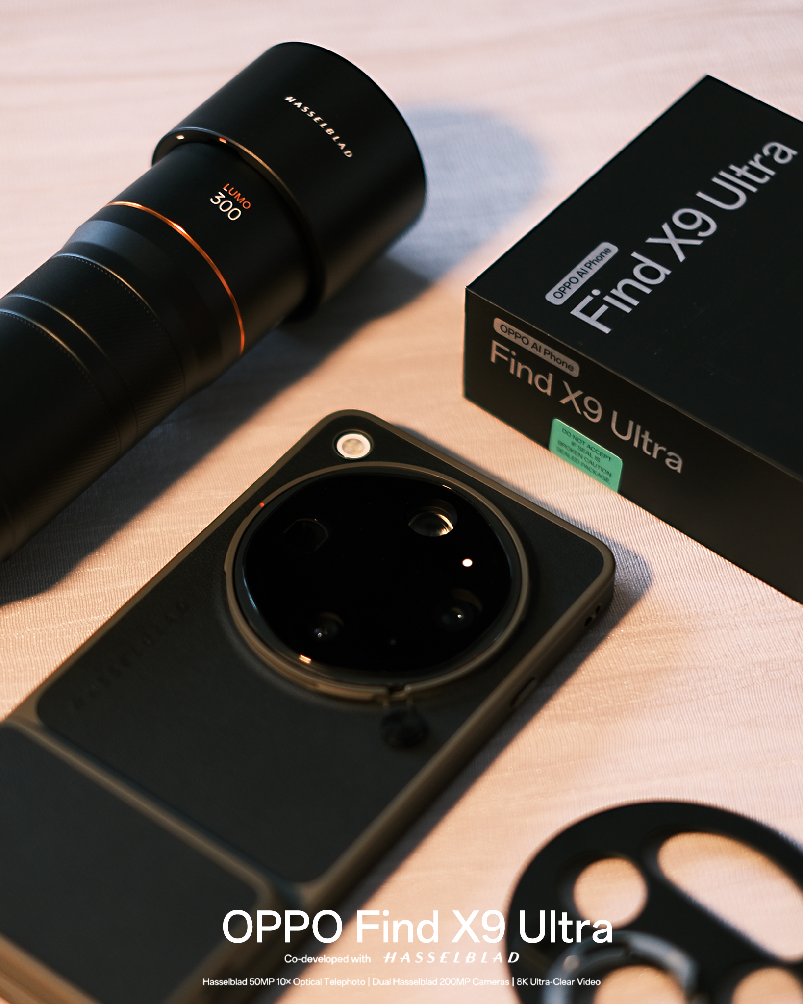 See what others can't — ultra-telephoto power in your hands.