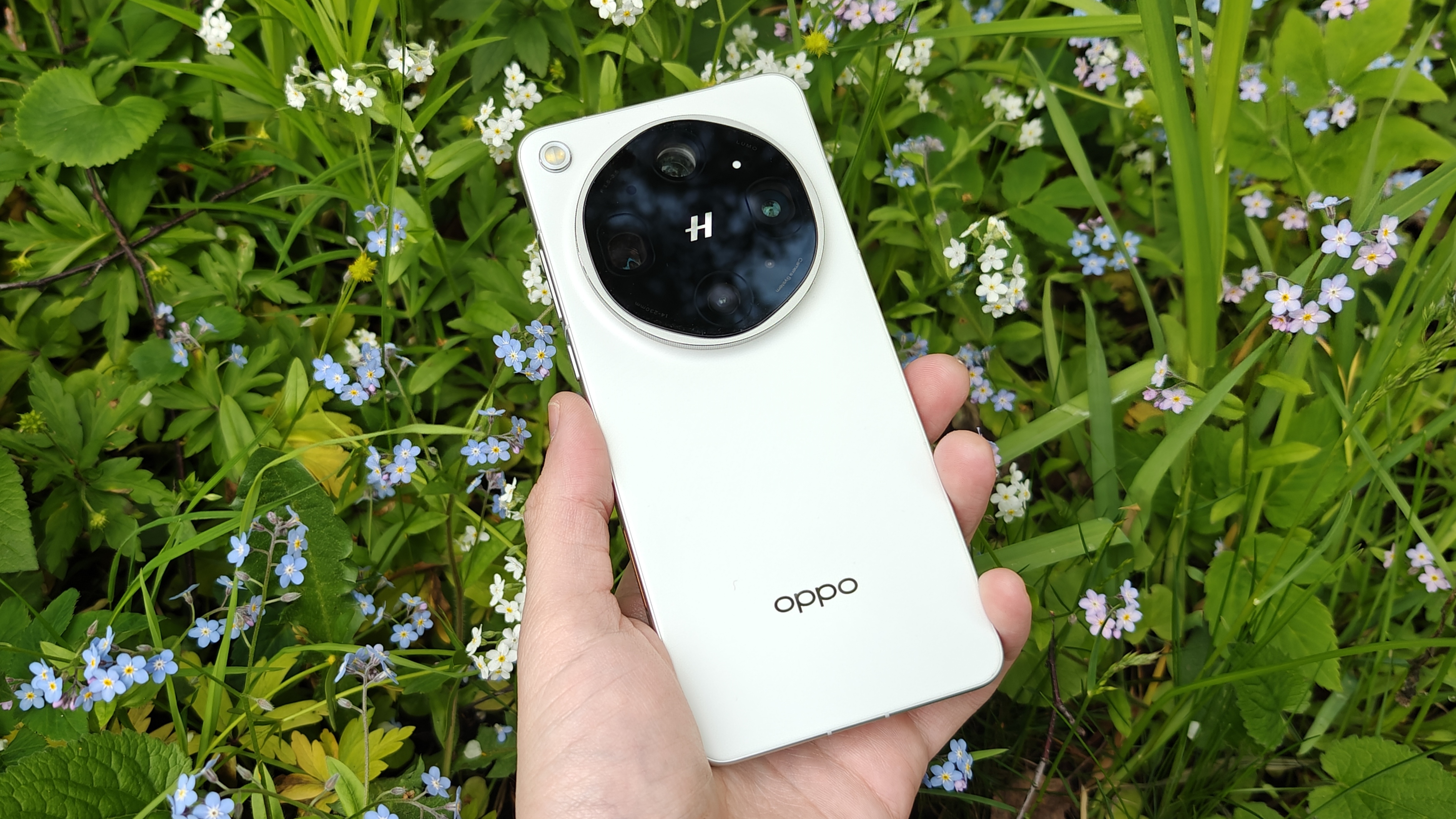 OPPO Find X9 Ultra – First Impressions 📸🤍
